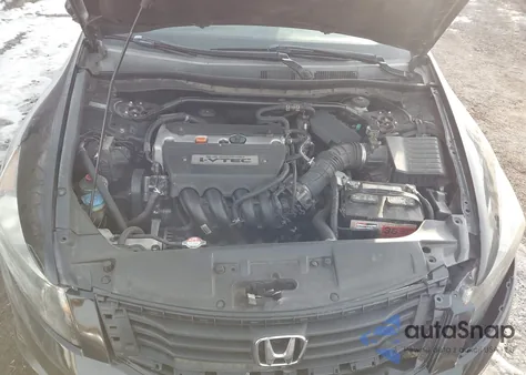 2008 Honda Accord 2.4 Ex from USA, damaged, VIN 1HGCP26748A016590